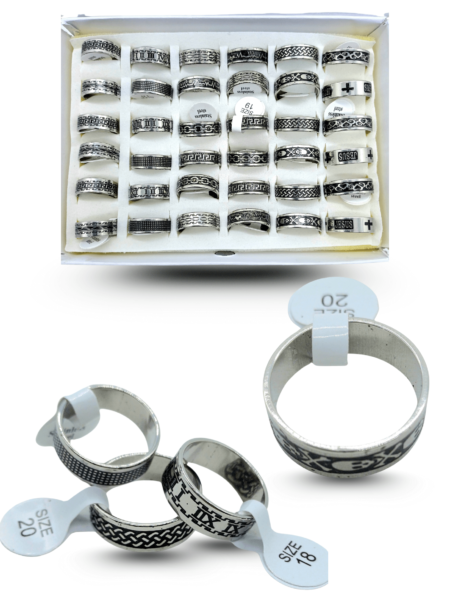 I - 002 anillo diseño grecas en caja diferentes tallas acero inoxidable C/36 23R-8