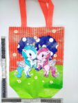 B – 034 bolsa plastificada decorada unicornio C12 3F-4